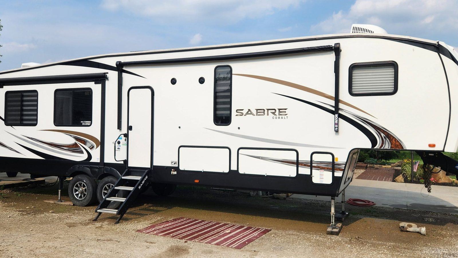 Mobile RV repair in White House, TN — on-site RV service